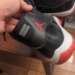 AIR JORDAN 11 RETRO

"Bred 2019"